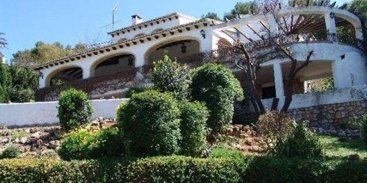 8 Bedroom villa in javea