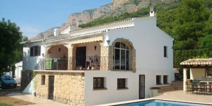 6 Bedroom villa in javea