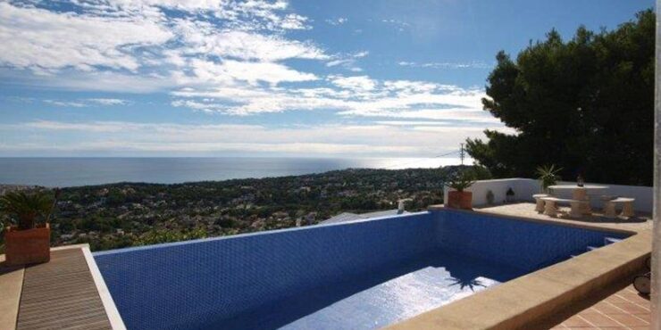 5 Bedroom villa in moraira