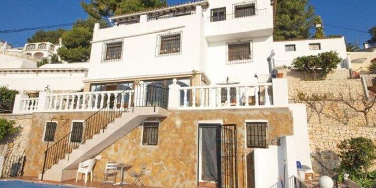 5 Bedroom villa in moraira