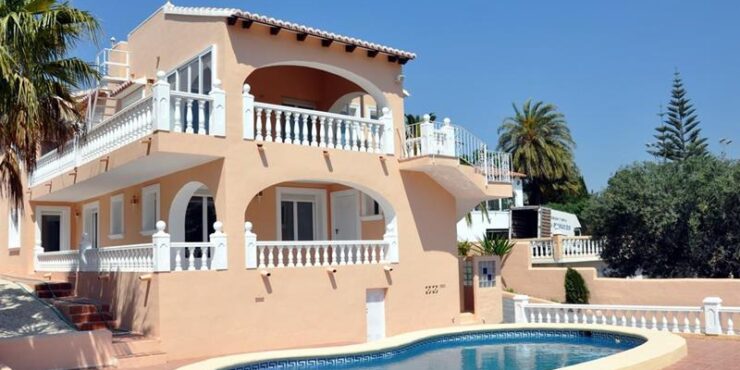 6 Bedroom villa in moraira