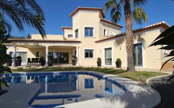 4 Bedroom villa in benissa