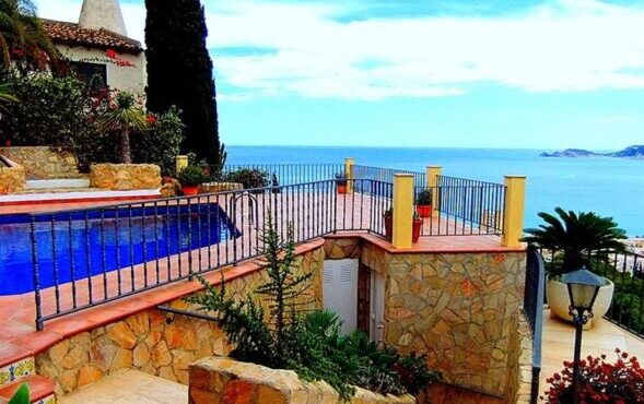 6 Bedroom villa in javea