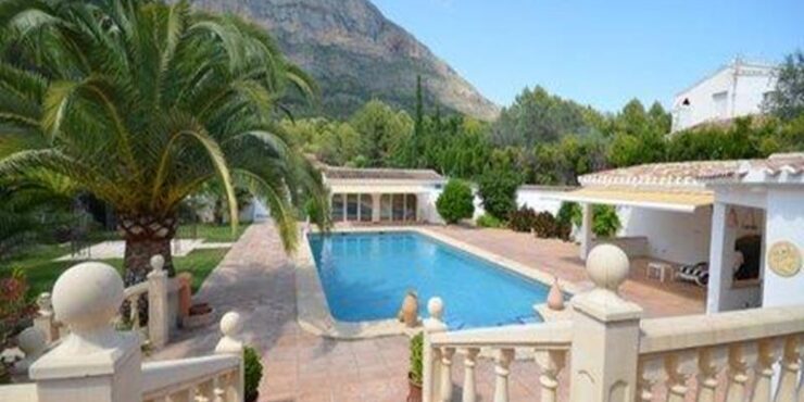 7 Bedroom villa in javea