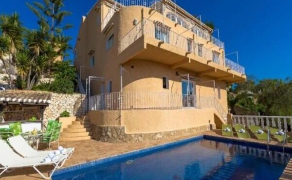 4 Bedroom villa in benissa