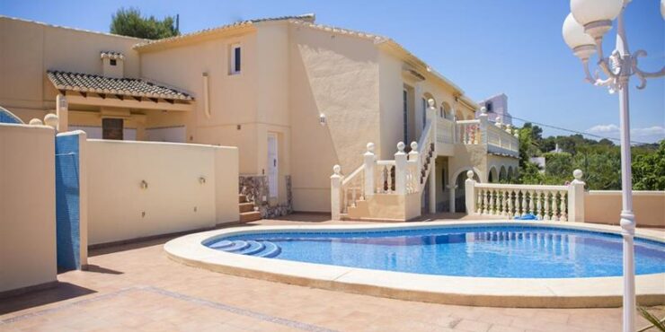 6 Bedroom villa in javea