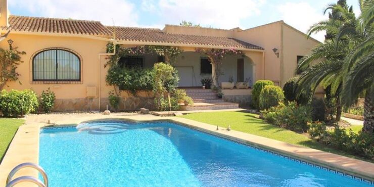 3 Bedroom villa in javea