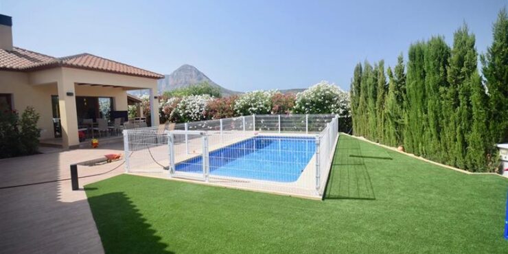 3 Bedroom villa in javea