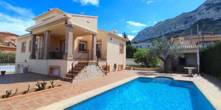 3 Bedroom villa in denia