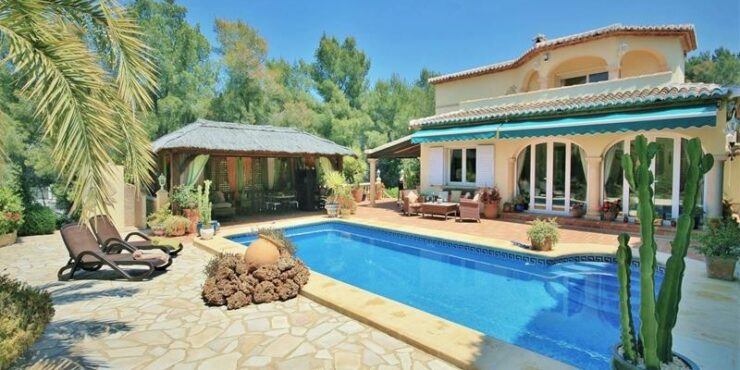 6 Bedroom villa in javea