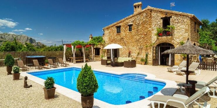 4 Bedroom finca in pedreguer