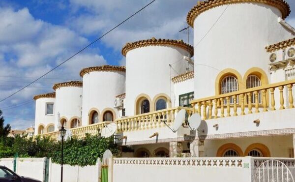 2 Bedroom apartment in denia