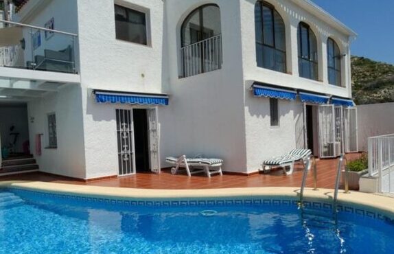 6 Bedroom villa in javea